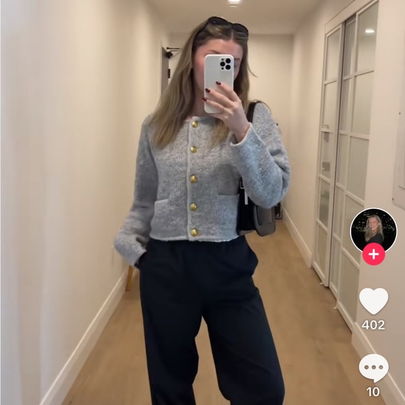 SOLD GAP Boucle Cropped Sweater Jacket NWT - Picture 3 of 4